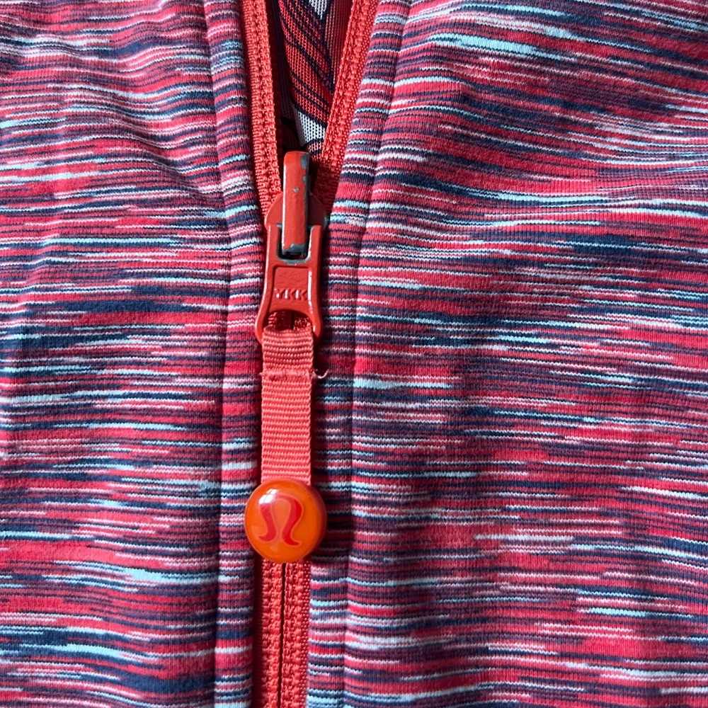 Lululemon Reversible Jacket - Picture 4 of 9